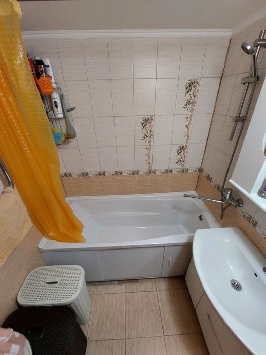 Продаєтся 3х.к Намыв