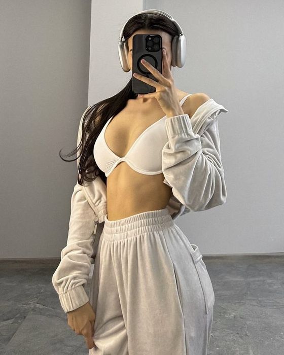 Велюровий жіночий костюм/ дуже зручний велюровий костюм