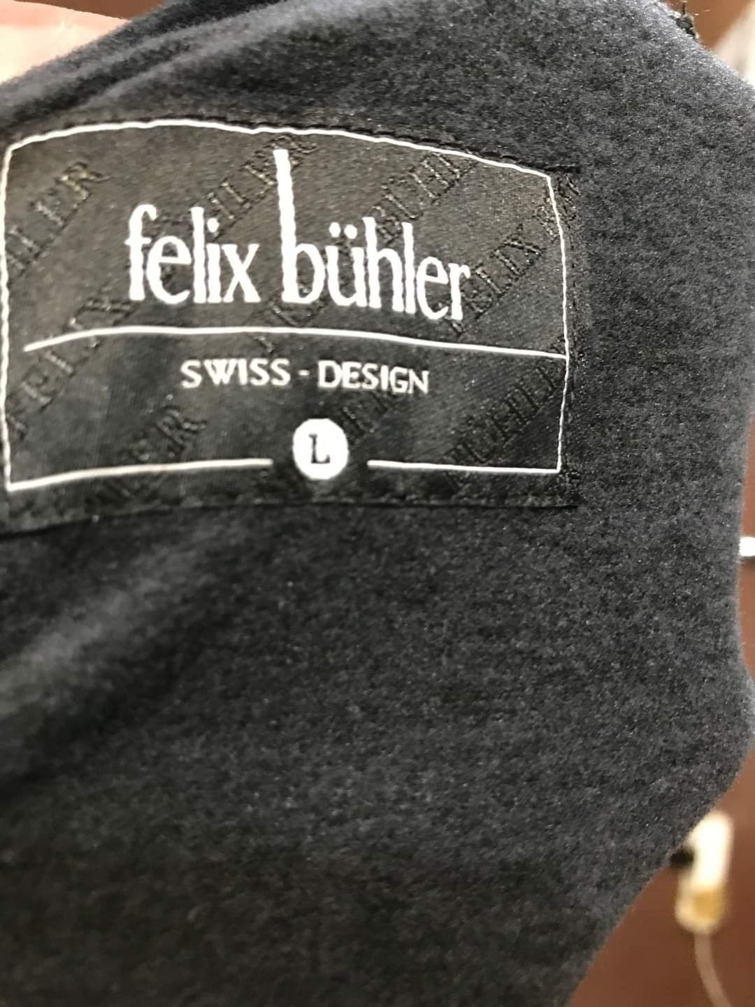 438. Bluza funkcyjna Felix Bühler