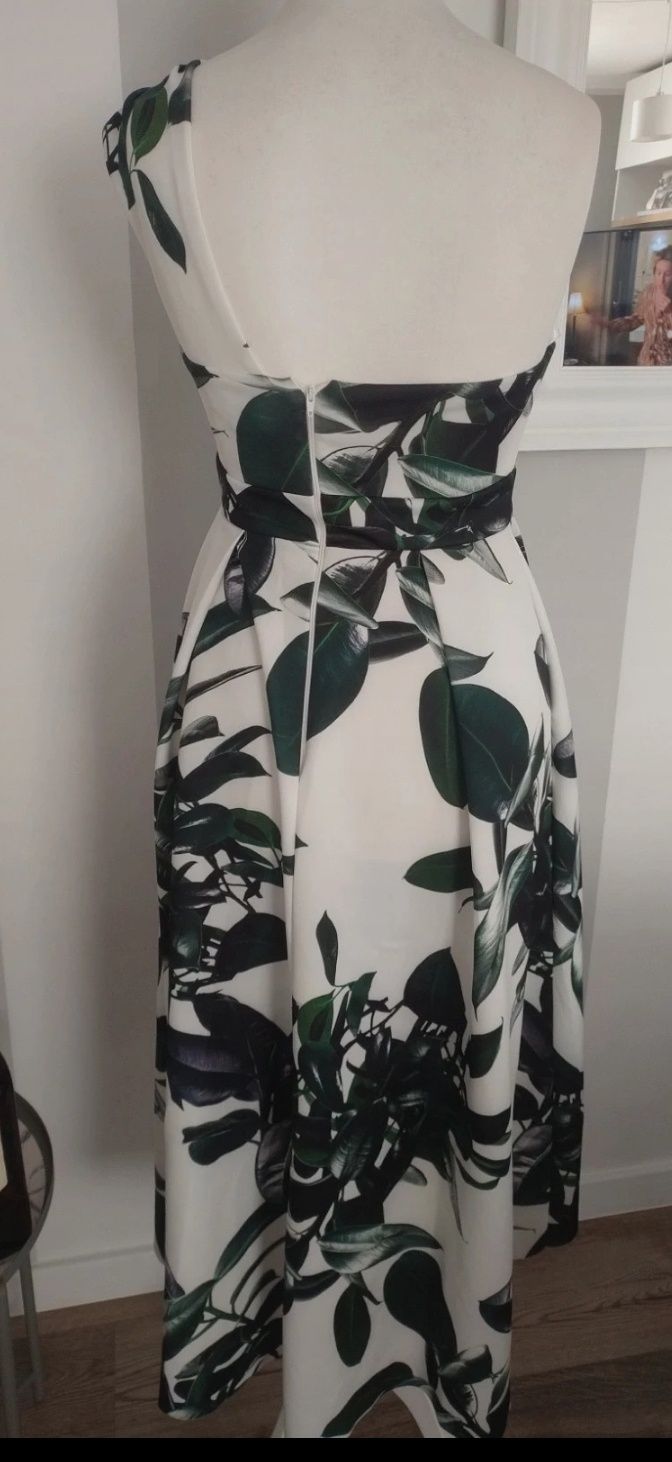 Sukienka koktajlowa Asos na jedno ramię - rozmiar 40