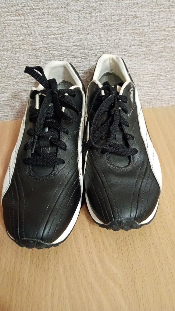 Кросівки Puma,38 розмір