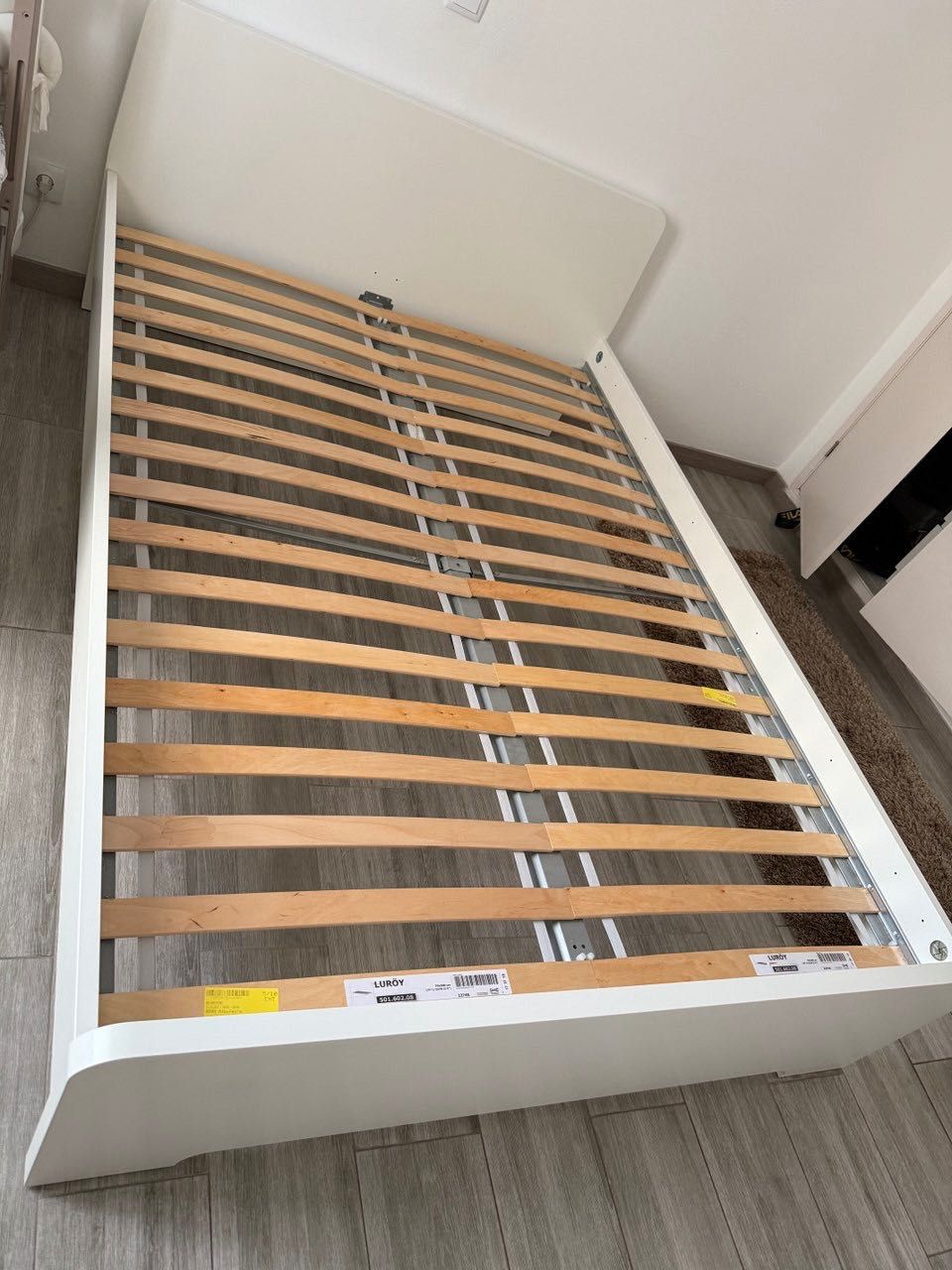 cama casal Ikea Askvoll 140x200 branca