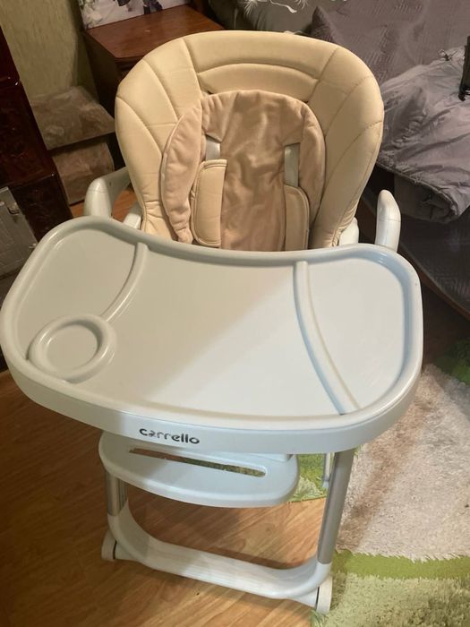 Крісло для годування Careello