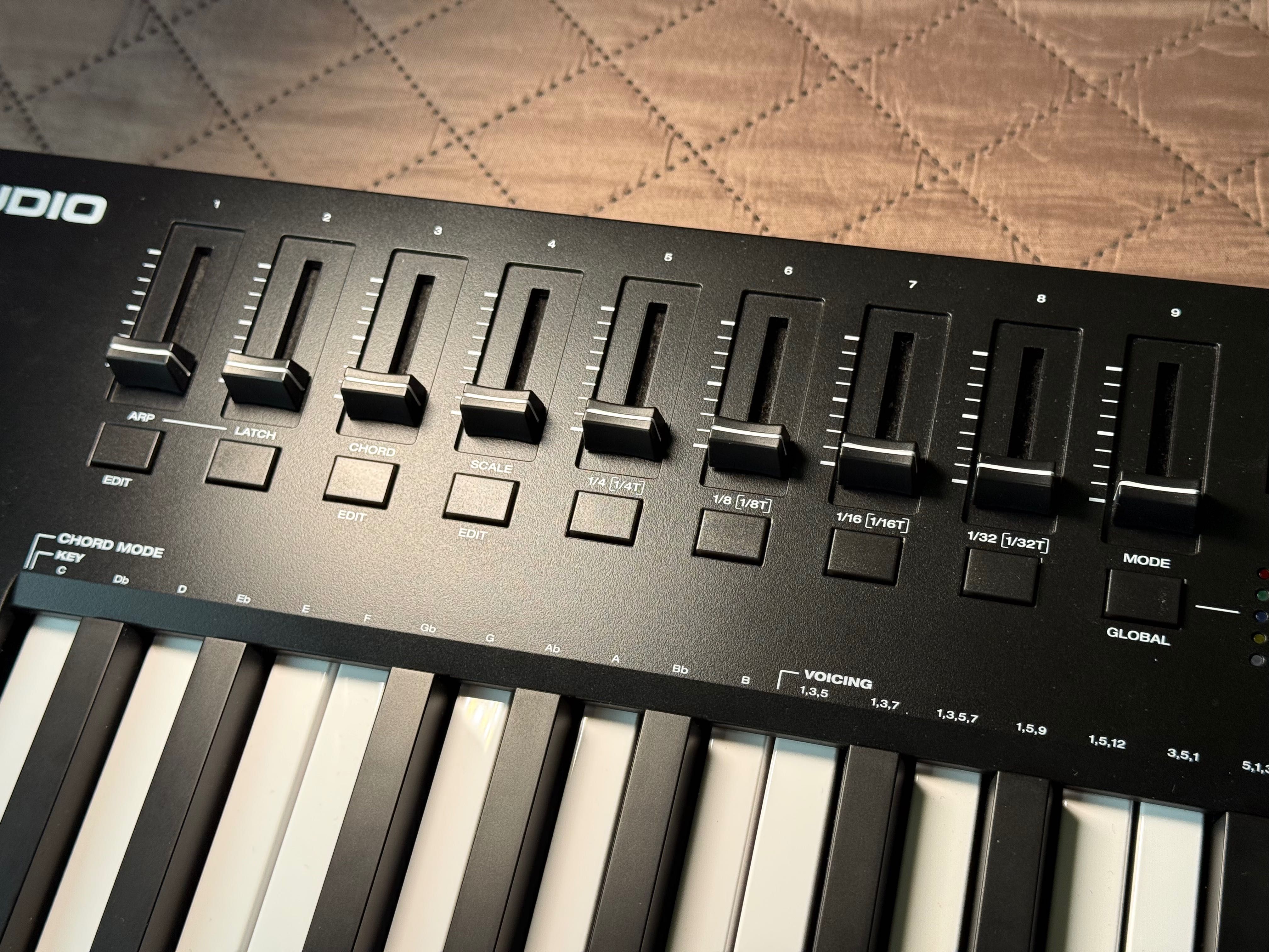 M-AUDIO Oxygen Pro 49