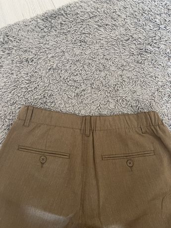 Materiałowe spodnie oliwkowe Vero moda