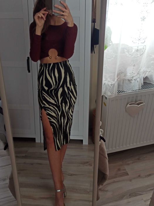 Komplet spódnica top dopasowana taliowana rozporek xs