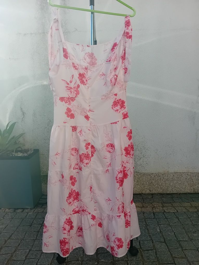 Vestido florido.