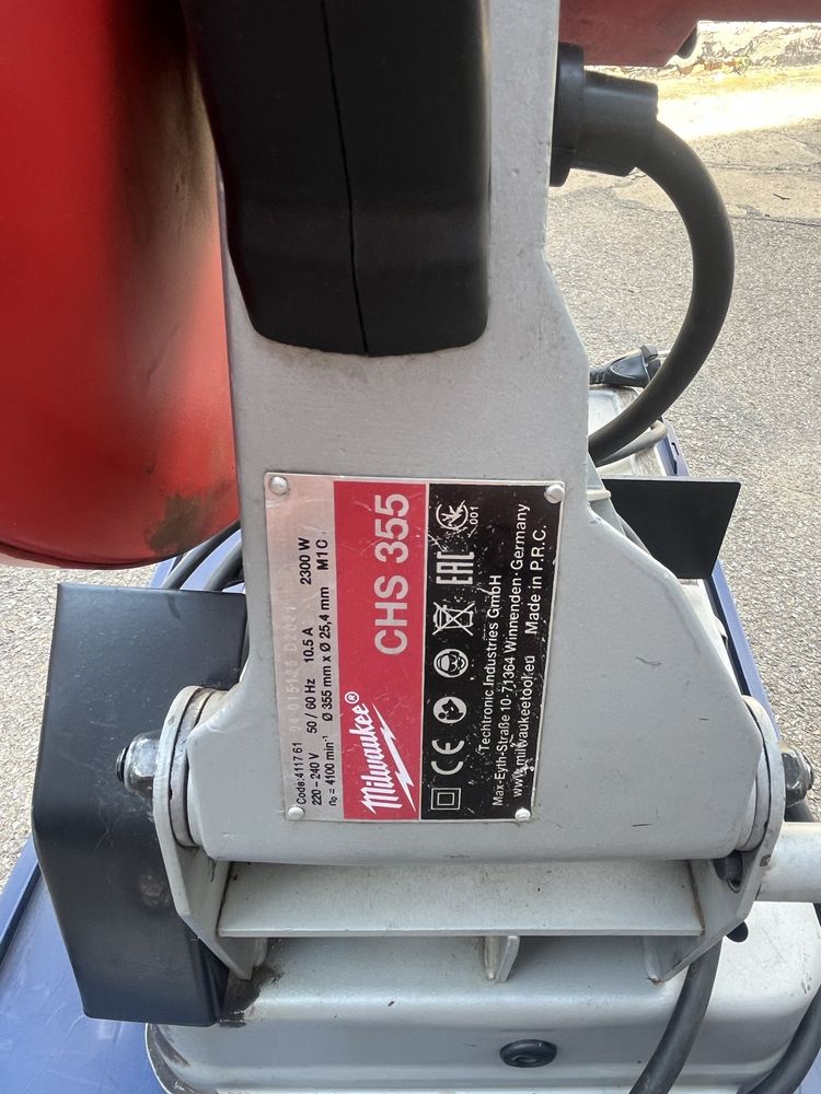 Przecinarka  milwaukee Chs 355do metalu o mocy 2300 W 355mm