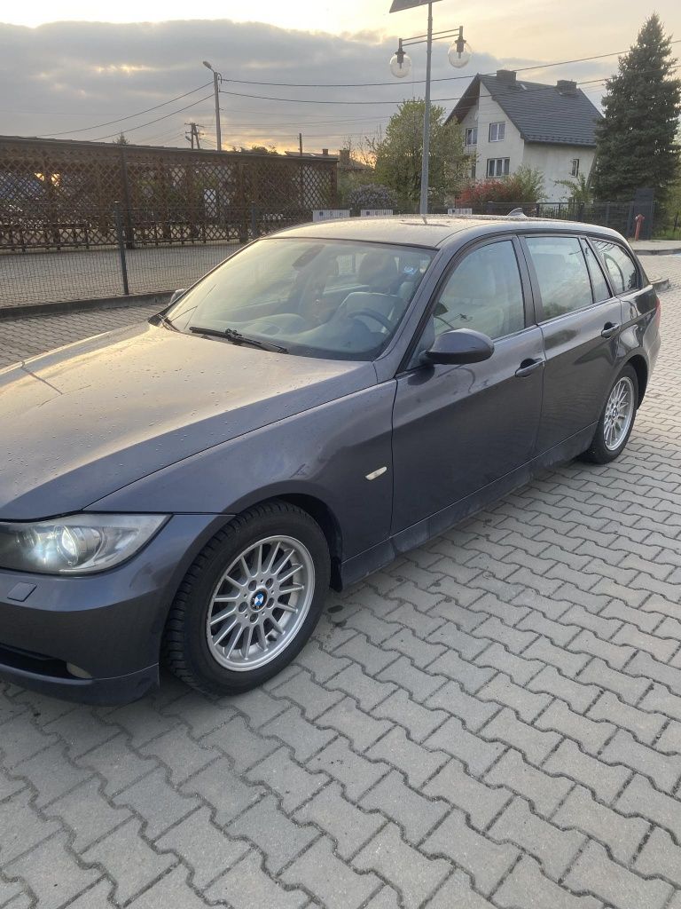 Sprzedam BMW 320d