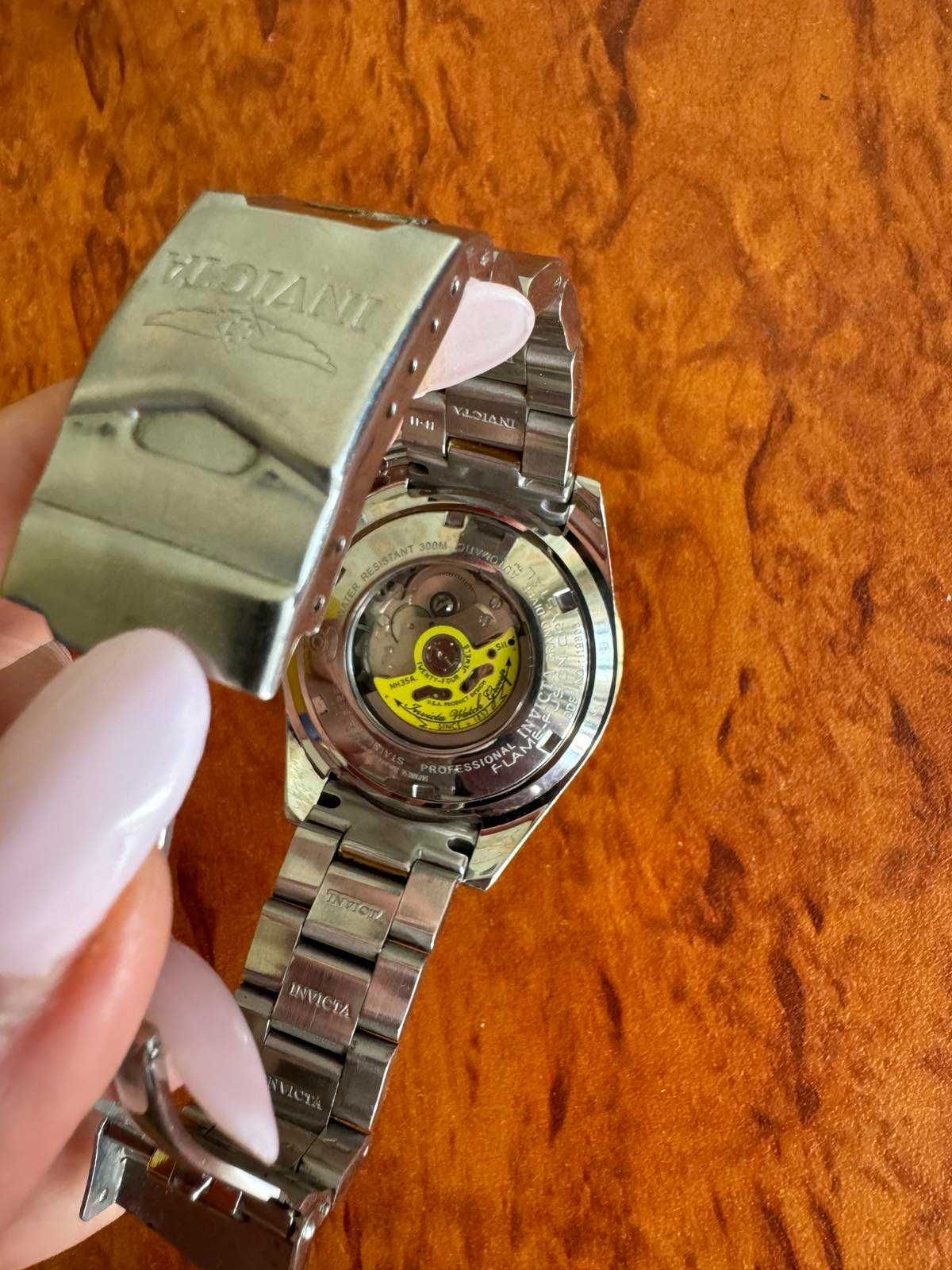 Invicta годинник чоловічий