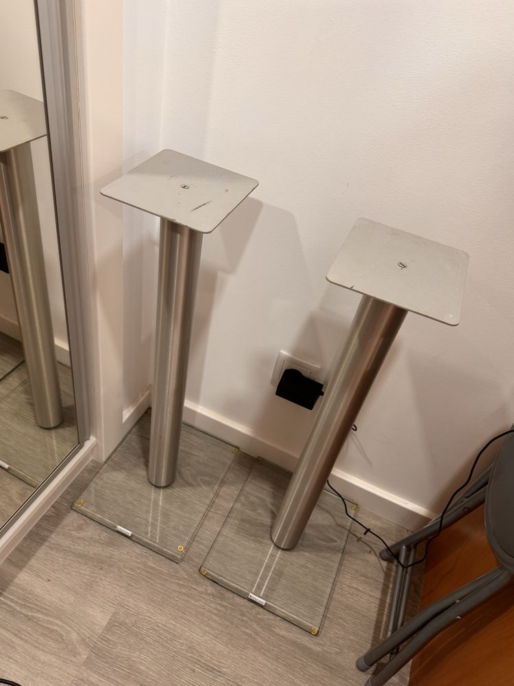 Base para coluna de som
