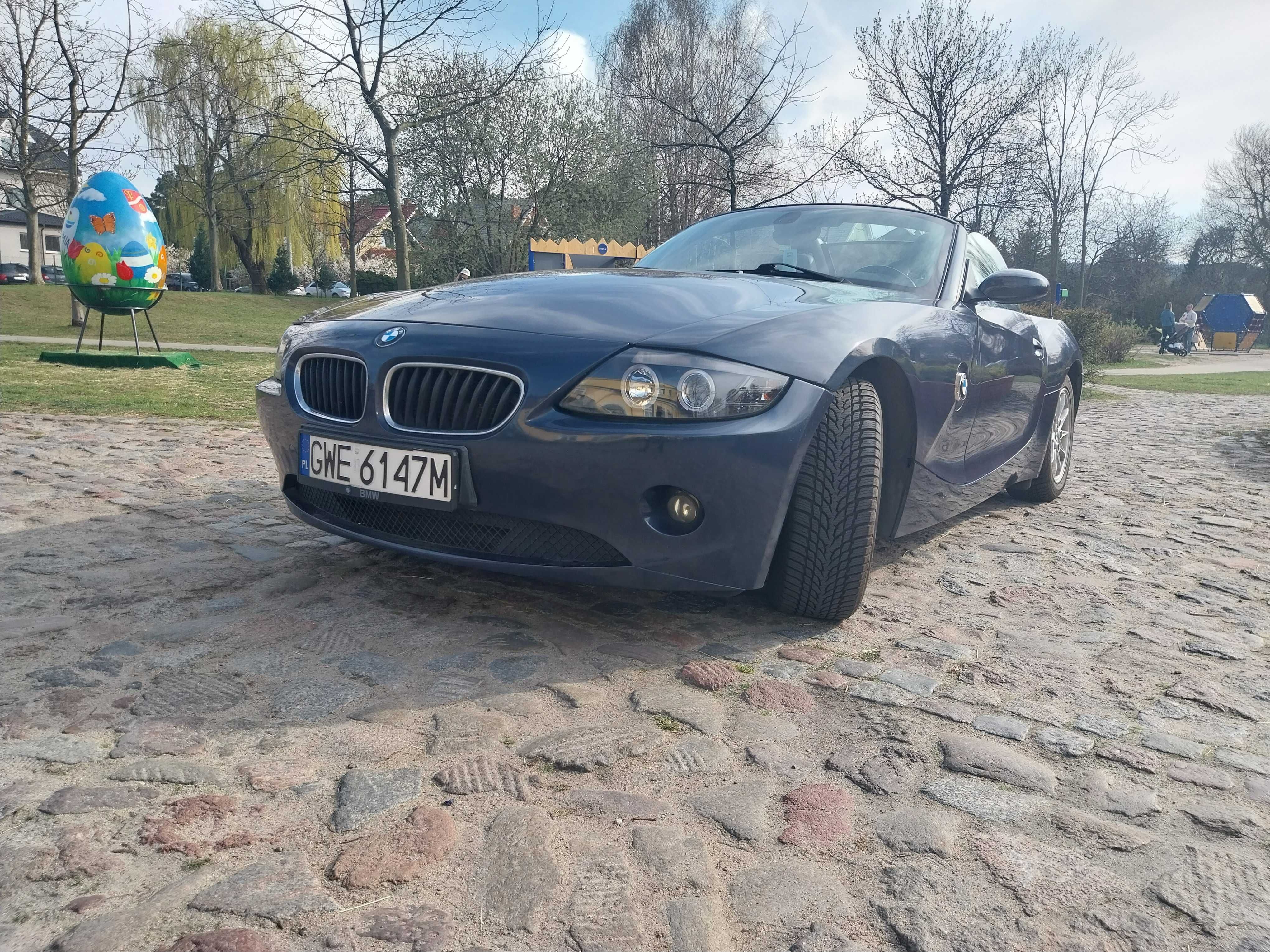 Sprzedam BMW Z4, 2006 r. 2.0 benzyna, 150 KM, rozważę zamianę.