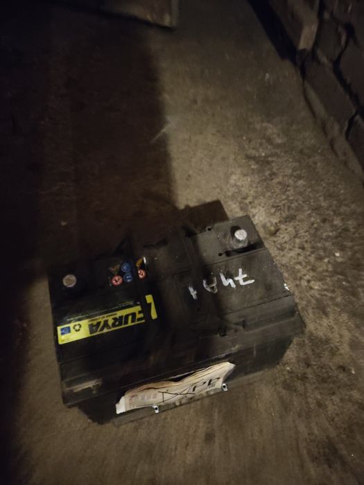 Akumulator 74Ah 12v