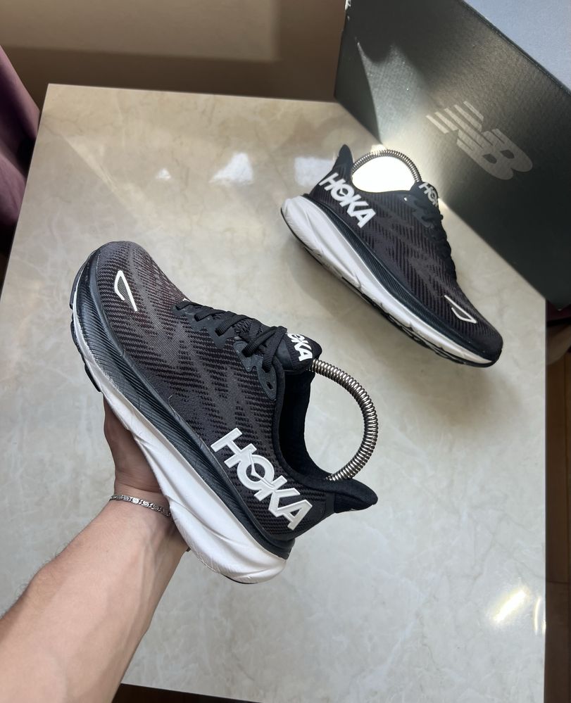 Кроссовки Hoka Clifton 9 Розмір 36.5 Original Взуття
