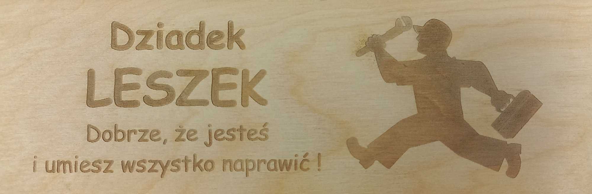 Dzień dziadka skrzynka organizer na narzędzia i śrubki.