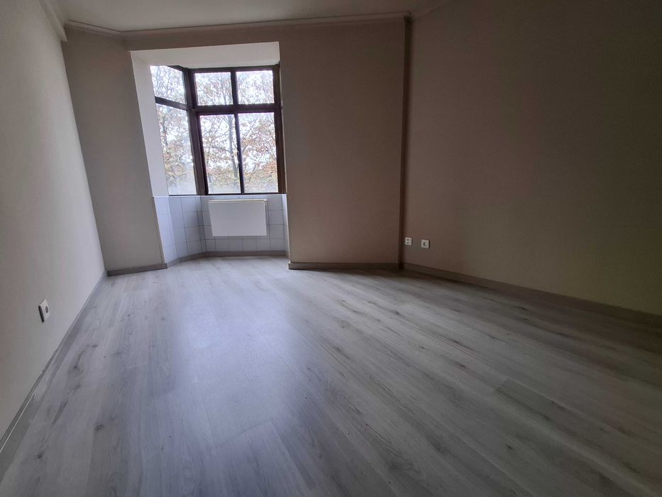 Arrenda-se apartamento T1 duplex renovado em Paranhos