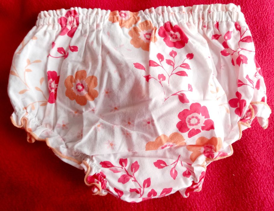 Majteczki majtki spodenki na lato- rozmiar 56/62