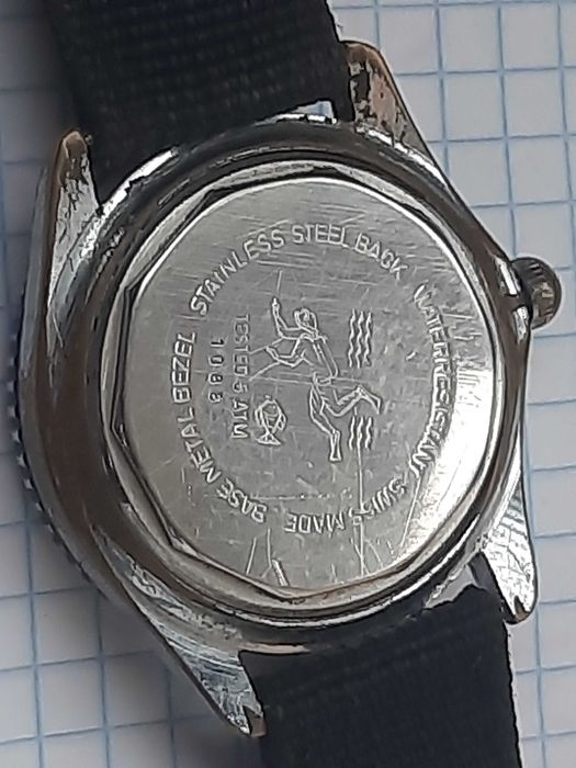 Годинник дайверський швейцарський чоловічий