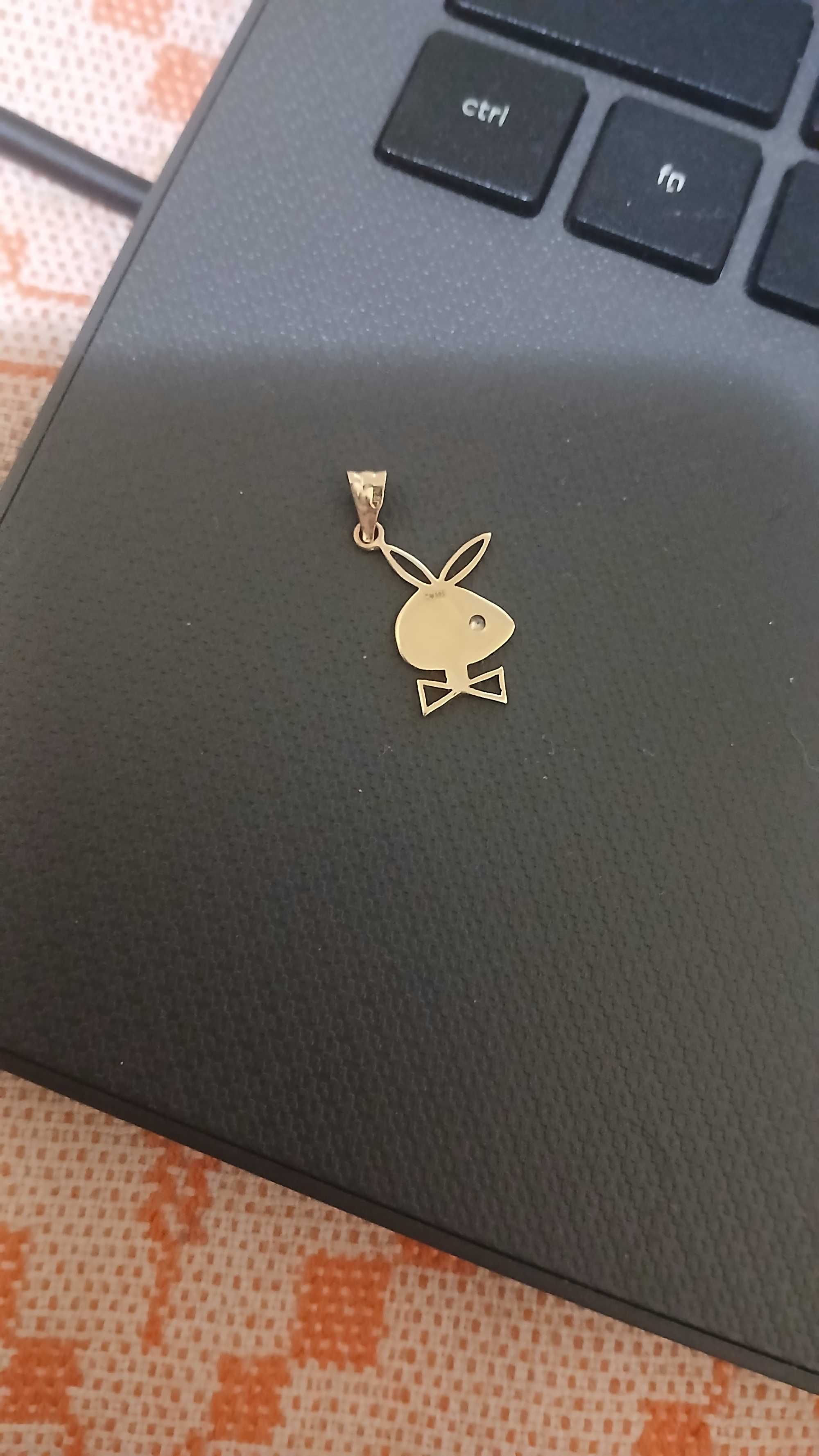 Золотий кулончик PlayBoy 585 проба
