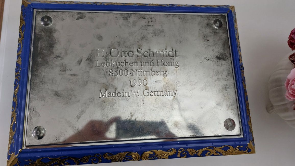 Stare metalowe pudełko na ciastka E.Otto Schmidt