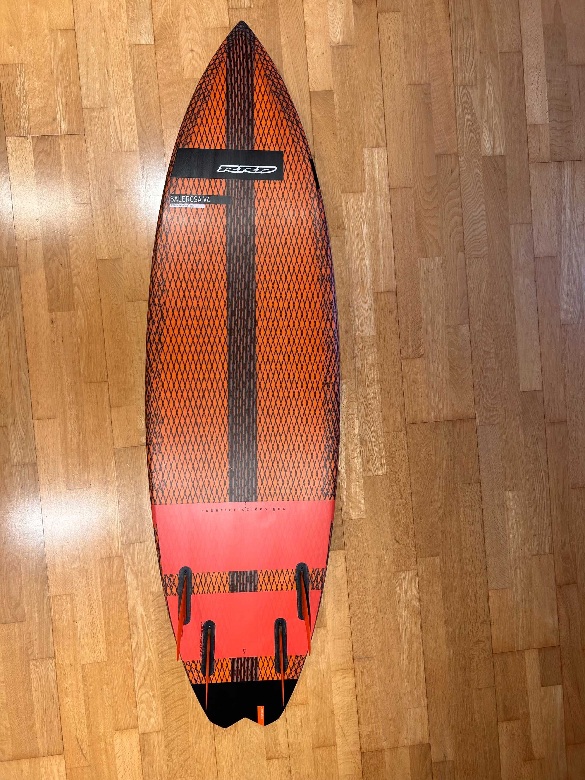 Prancha Kitesurf kite RRD Salerosa 5'10" - como nova