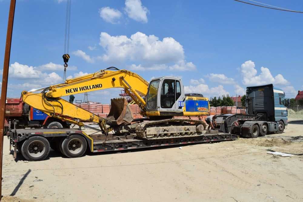 Перевезення негабаритних  вантажів від 30-40 тон.