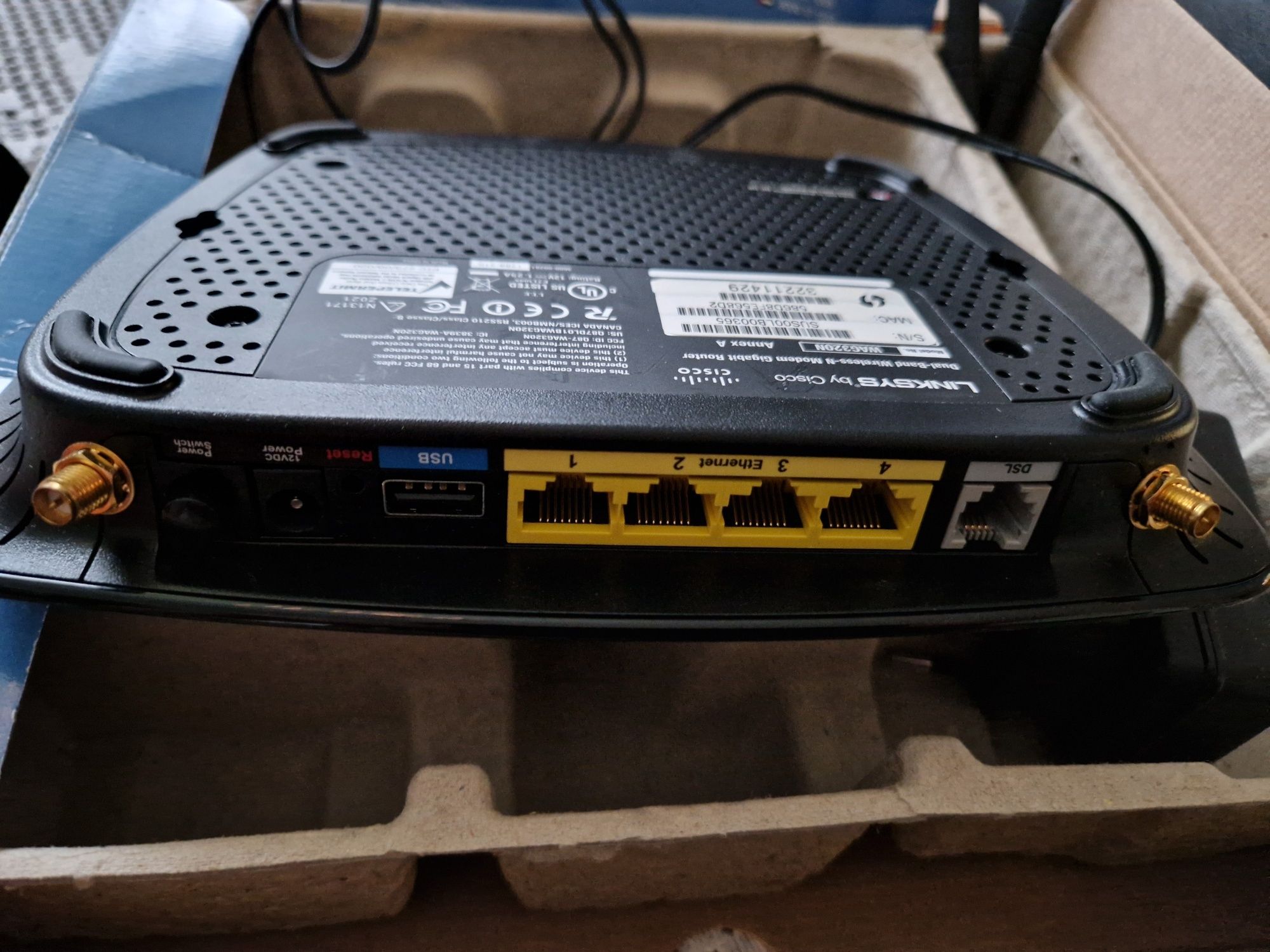 Sprzedam router WAG320N LINKSYS