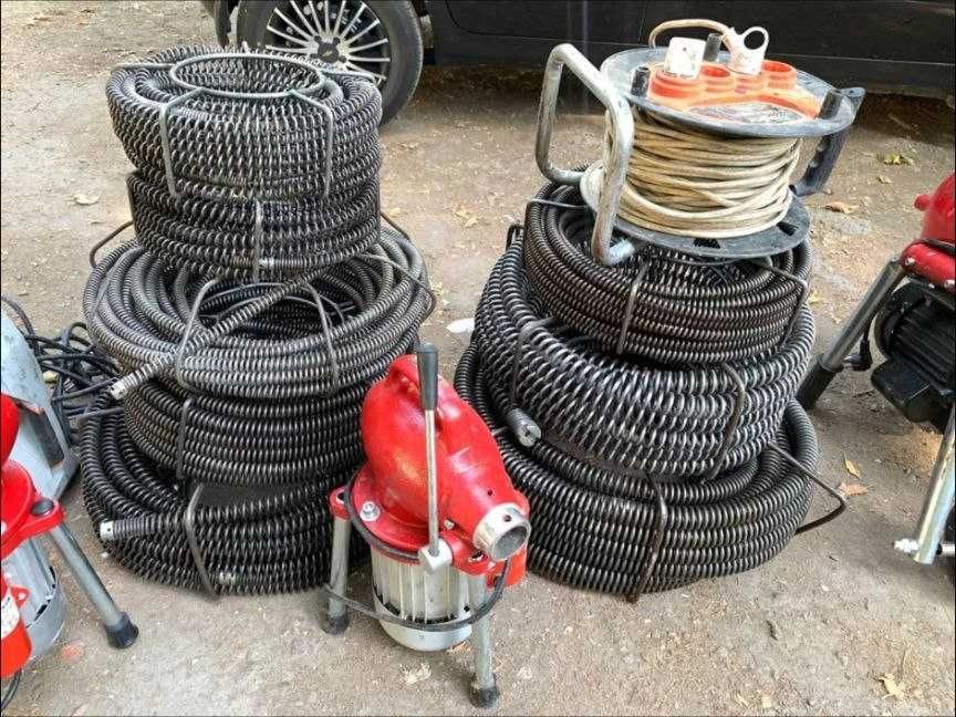 Прочистка канализации Чистка труб коммуникации Прочистка сантехники.