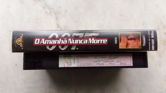 Filme em VHS - 007 O amanhã nunca morre