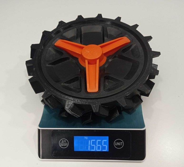 Koła WORX Landroid  L na wyższą trawę, wzniesienia i podmokły teren