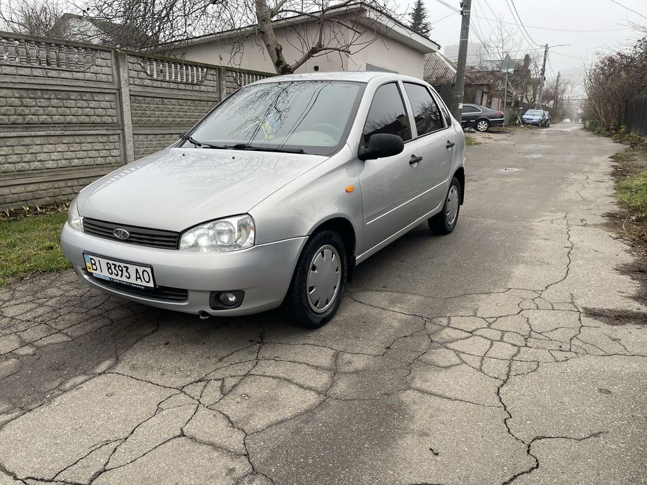 Автомобиль полностью ухоженный хорошем состоянии