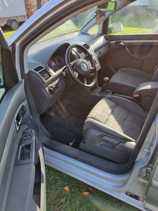 VW Touran 1.9 tdi uszkodzony silnik