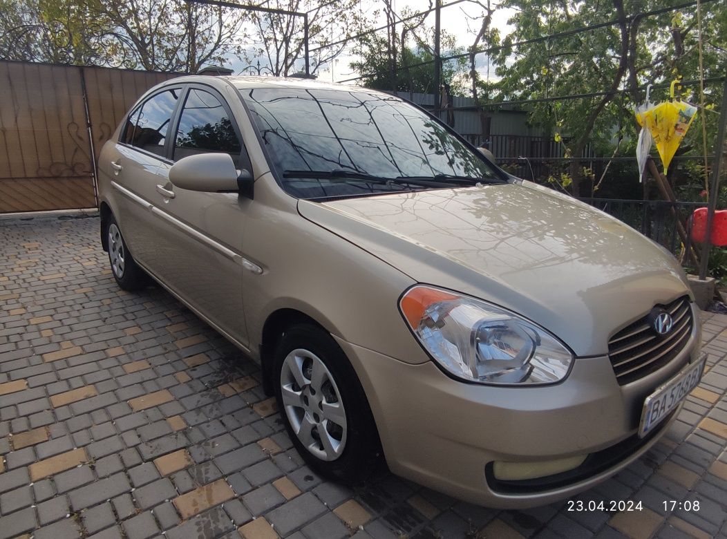 Продам Hyundai Accent 1.6 гбо