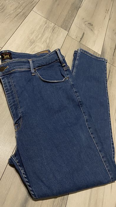 Spodnie Lee W38 L31 FOREVERFIT damskie jeansy L wysoki stan