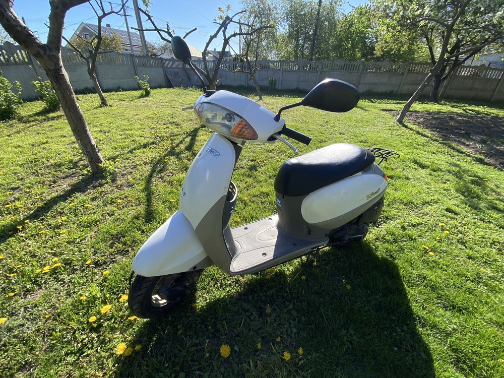 Скутер honda tact