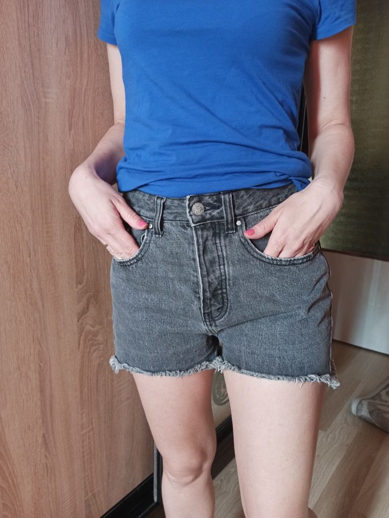 Жіночі джинсові шорти, розмір S S.