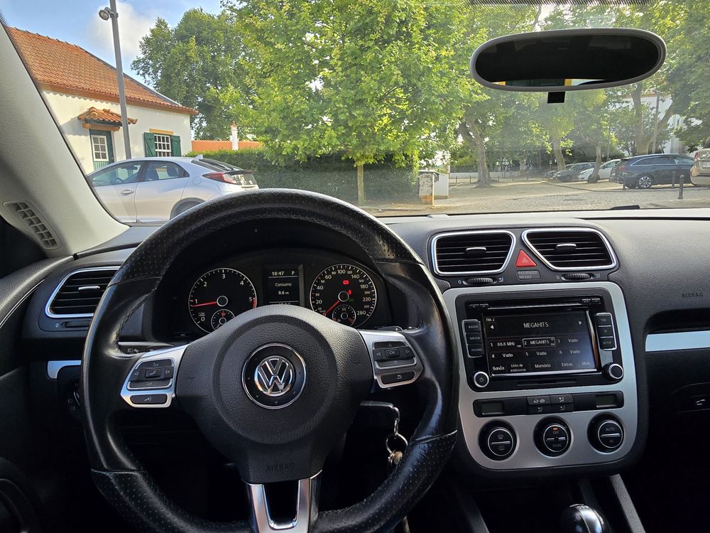 Volkswagen Scirocco 2.0 tdi dsg