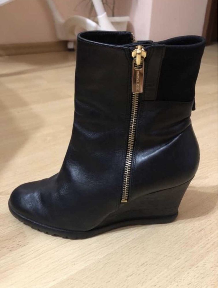 Оригинальные кожаные ботинки туфли сапоги женс Michael Kors, размер 37