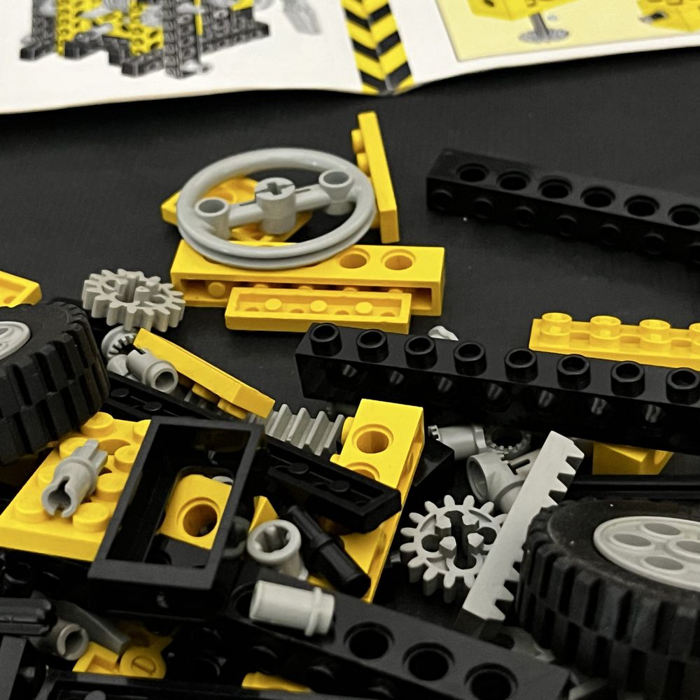 8852 LEGO Robot Technic