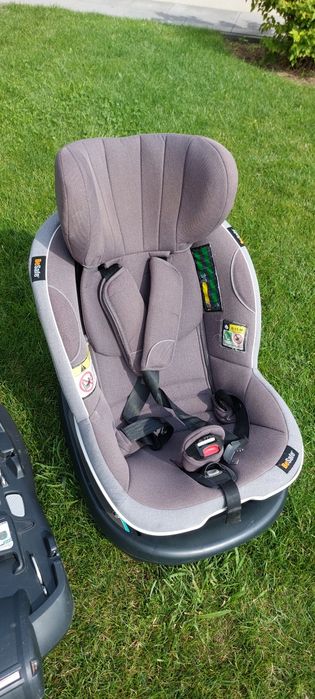 Fotelik samochodowy BeSafe iZi Modular i-Size plus baza