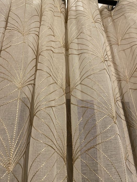 Pare de cortinados  cremes