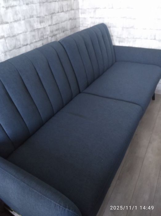 Диван розкладний HARNDRUP 
Диван розкладний HAR