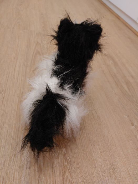 Gato FurReal mia e anda