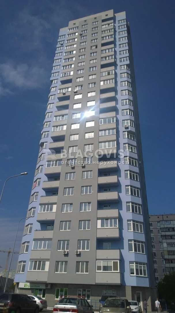 Продаж 3-кім квартири на вул Бориса Гмирі, 17