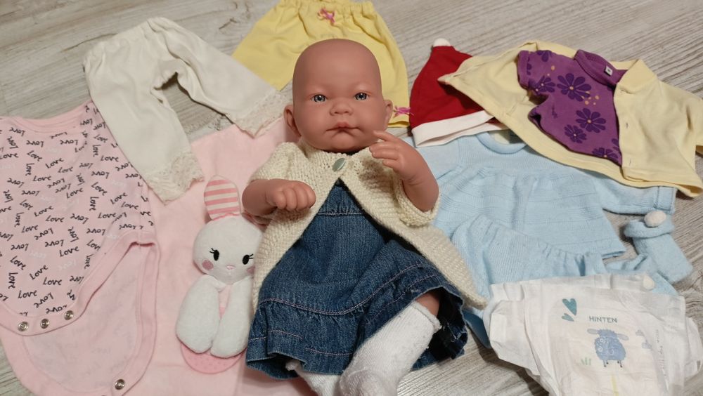 Lalka niemowlak dziewczynka Antonio Juan