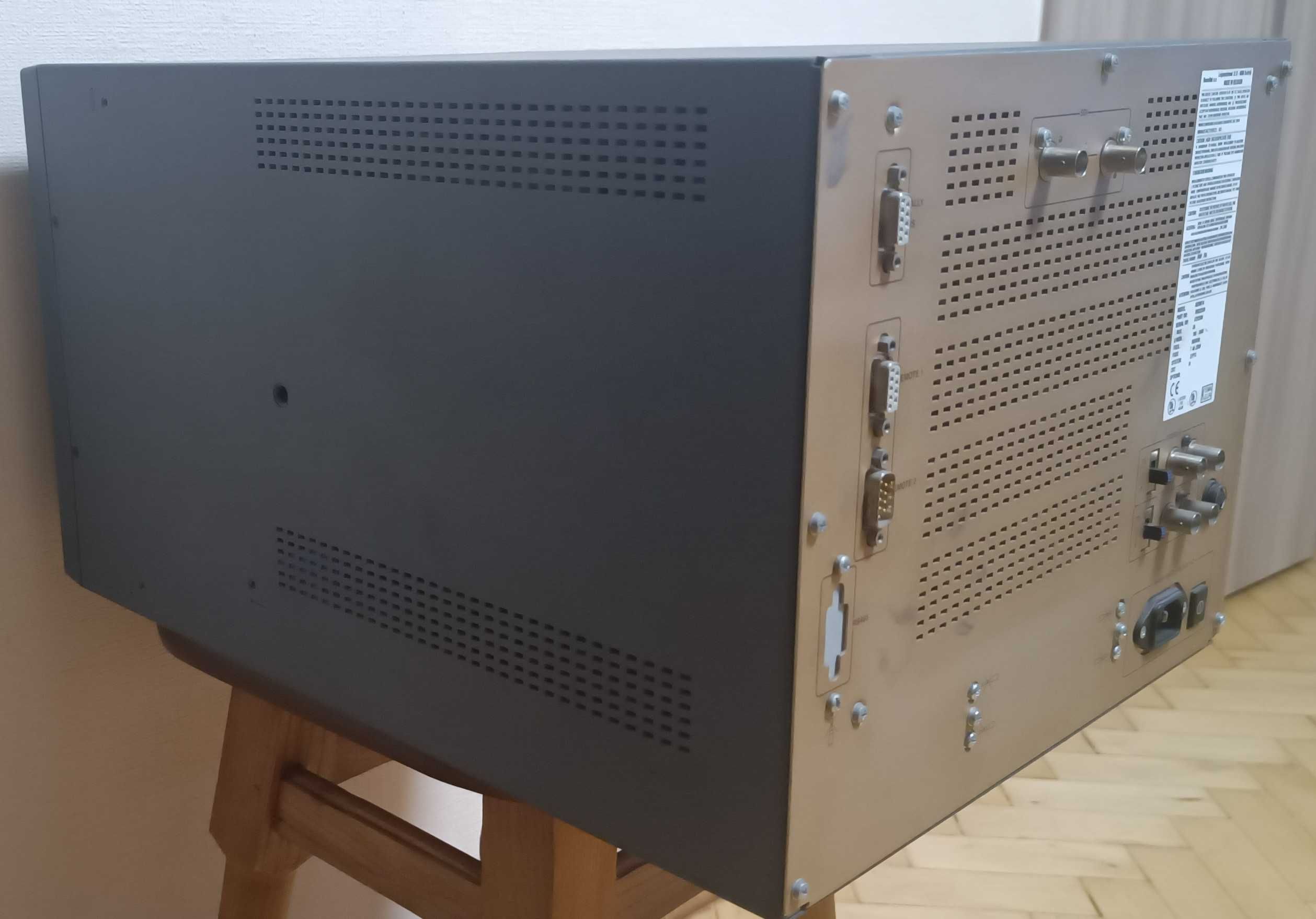 PVM Монітор Barco ADVM 14 Б/В