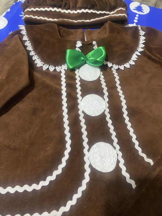 Продам  костюм Імбірний пряник 4-6 років