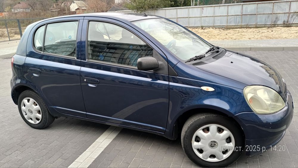 Toyota Yaris Тойота Яріс