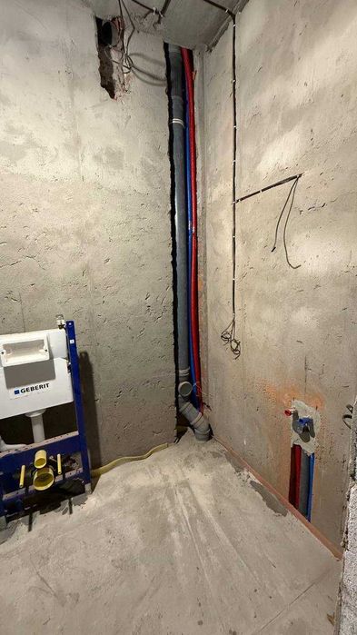 Таунхаус з ремонтом (під чистове оздоблення) в Ірпені.