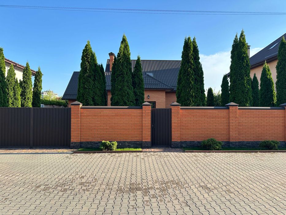 Мятна 10, Жуляни, продам будинок в котеджному містечку